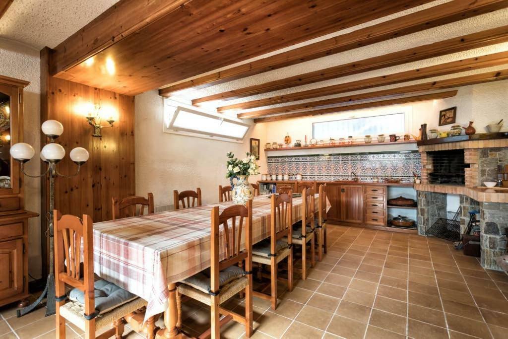 Villa Paquita Calella Bagian luar foto