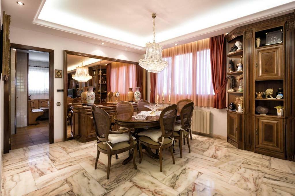 Villa Paquita Calella Bagian luar foto