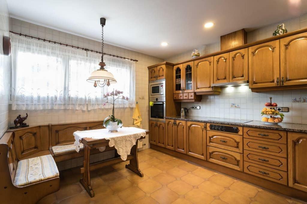 Villa Paquita Calella Bagian luar foto