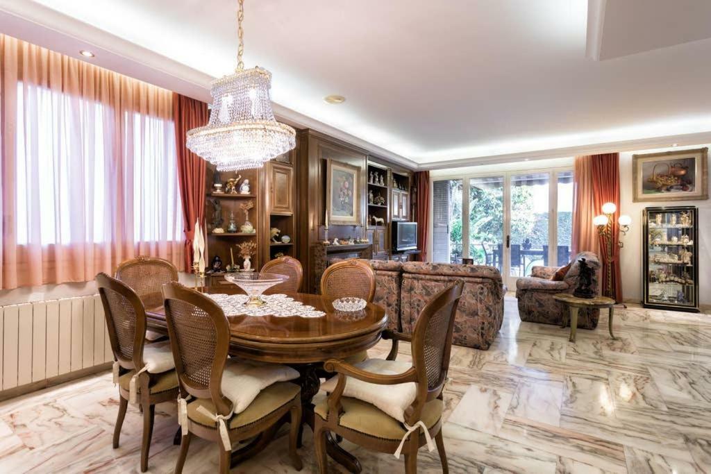 Villa Paquita Calella Bagian luar foto