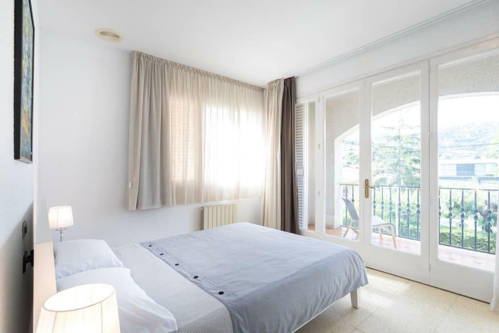 Villa Paquita Calella Bagian luar foto